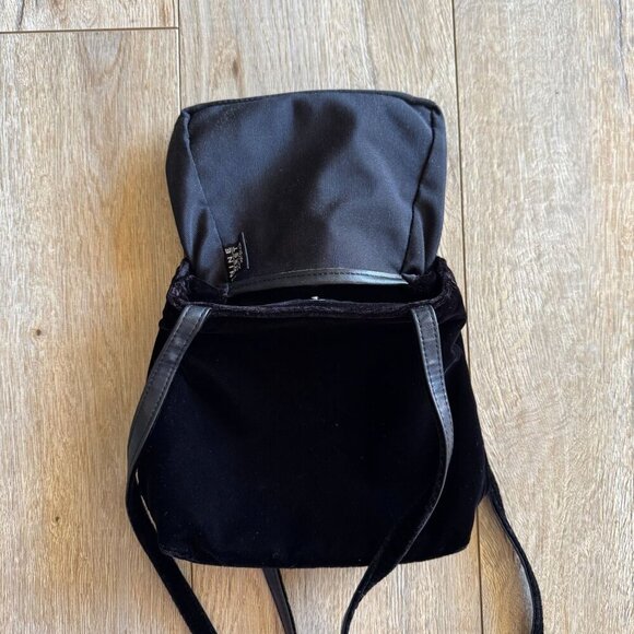 Vintage Nine West Black Velvet Double Shoulder Strap Square Whimsigoth Purse - Picture 10 of 13